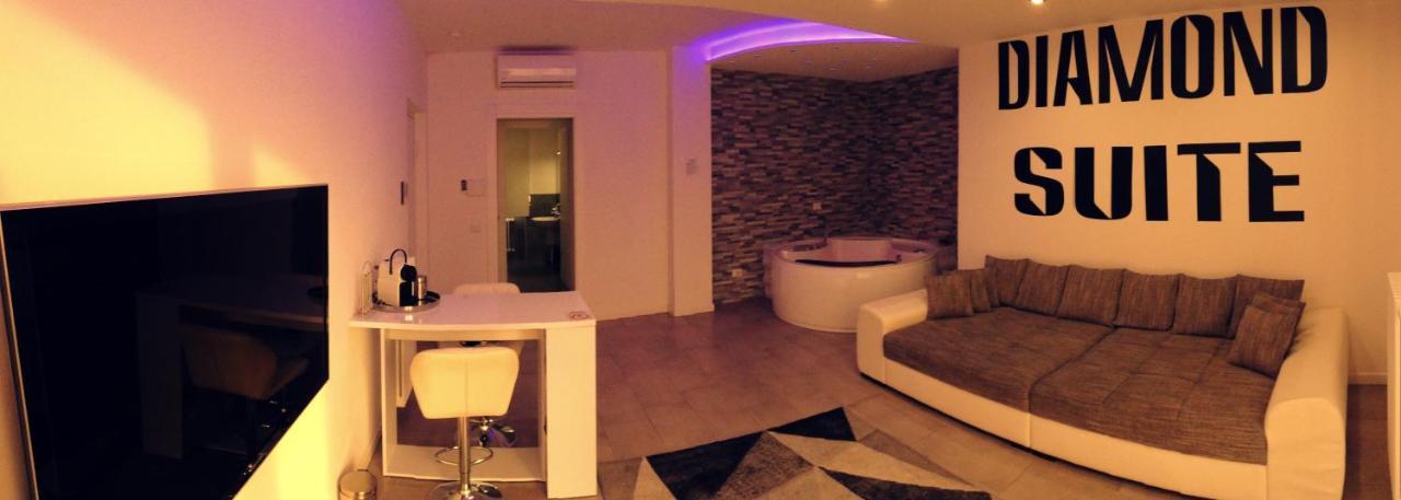 Diamond Suite Verona Luaran gambar