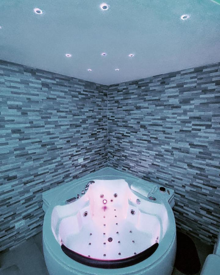 Diamond Suite Verona Luaran gambar
