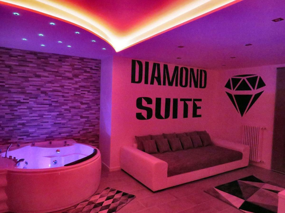 Diamond Suite Verona Luaran gambar